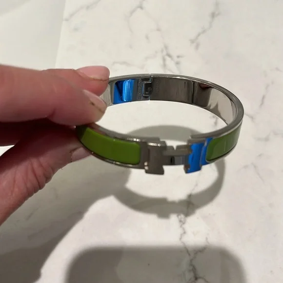 SOLD! Hermes Clic H Lime Green PM Bracelet . Gorgeous! unavailable at Hermes - Picture 4 of 6